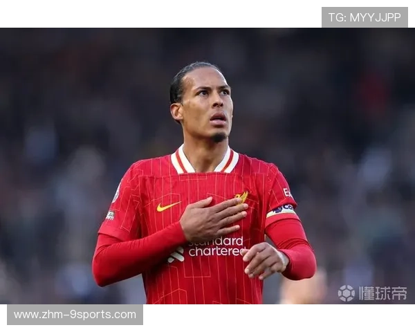 利物浦压上形成三人包夹，范戴克头球再下一城