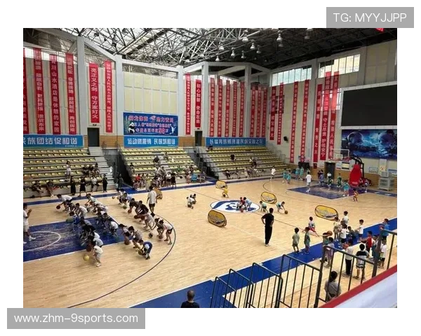 联盟支持公益项目，激励青少年篮球梦想，公益篮球训练营